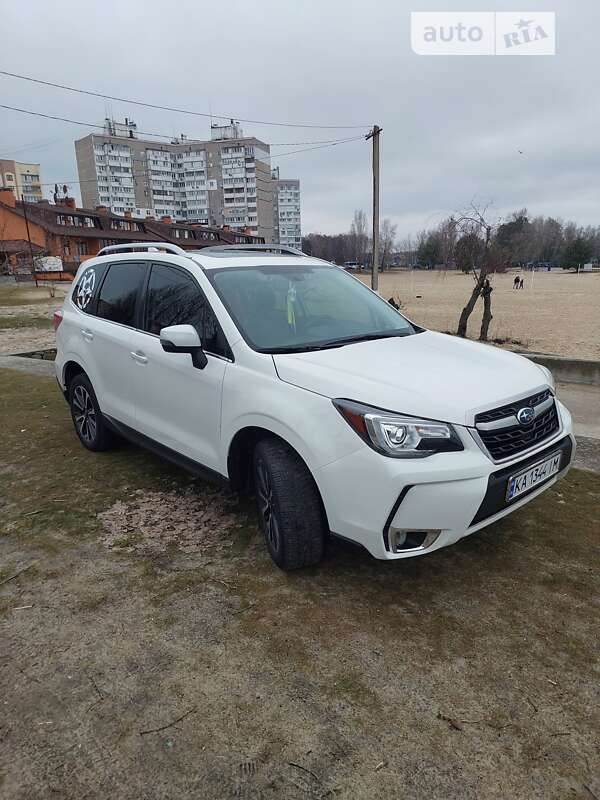 Внедорожник / Кроссовер Subaru Forester 2018 в Украинке