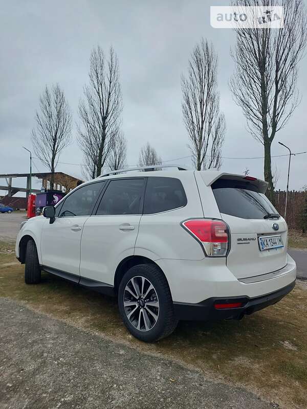 Внедорожник / Кроссовер Subaru Forester 2018 в Украинке