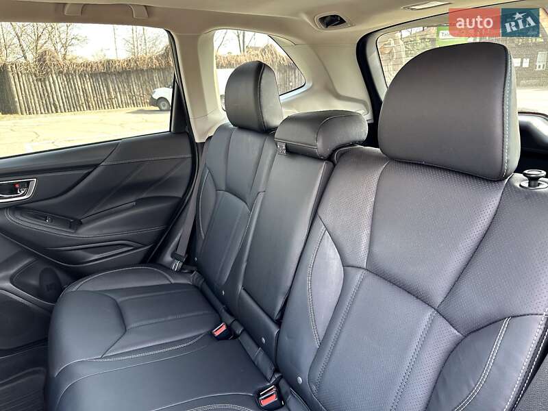 Внедорожник / Кроссовер Subaru Forester 2018 в Днепре