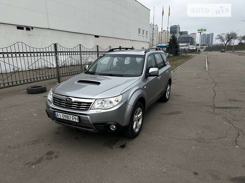 Внедорожник / Кроссовер Subaru Forester 2009 в Киеве