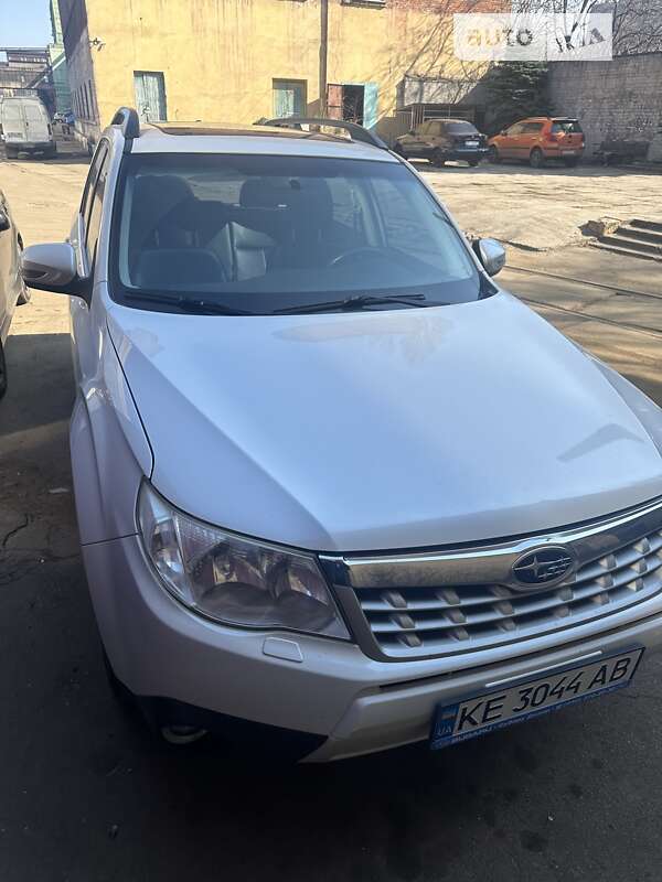 Subaru Forester 2011