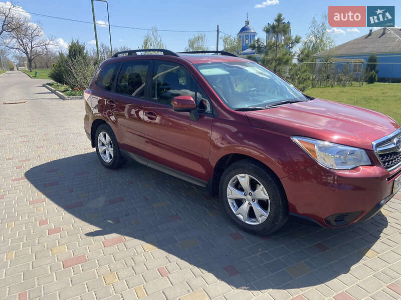 Внедорожник / Кроссовер Subaru Forester 2015 в Измаиле