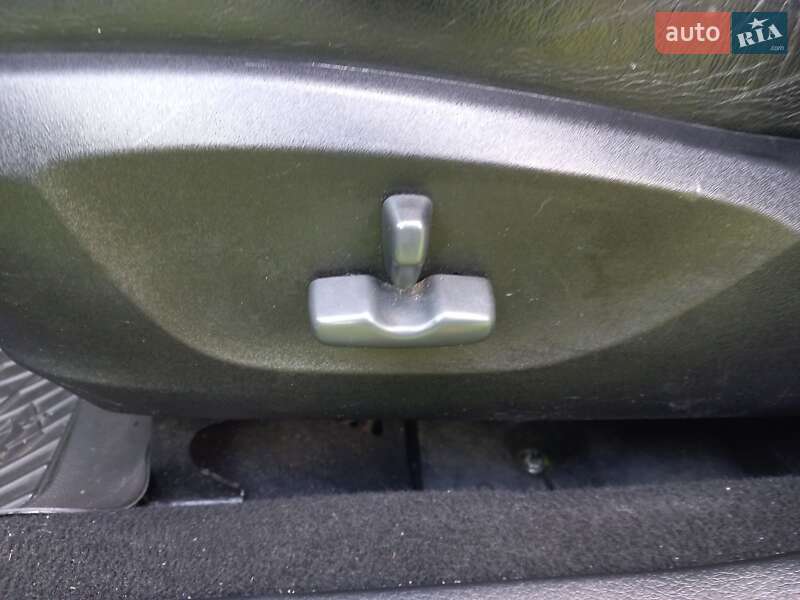 Внедорожник / Кроссовер Subaru Forester 2010 в Львове