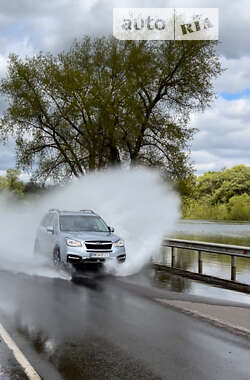 Позашляховик / Кросовер Subaru Forester 2016 в Шостці