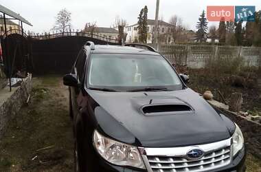 Внедорожник / Кроссовер Subaru Forester 2011 в Тараще