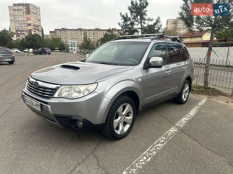 Внедорожник / Кроссовер Subaru Forester 2010 в Одессе