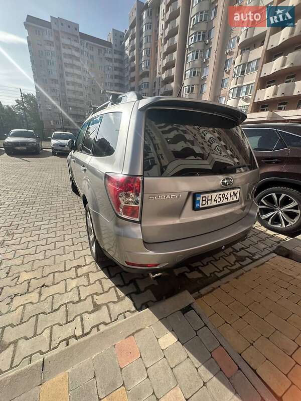 Внедорожник / Кроссовер Subaru Forester 2010 в Одессе