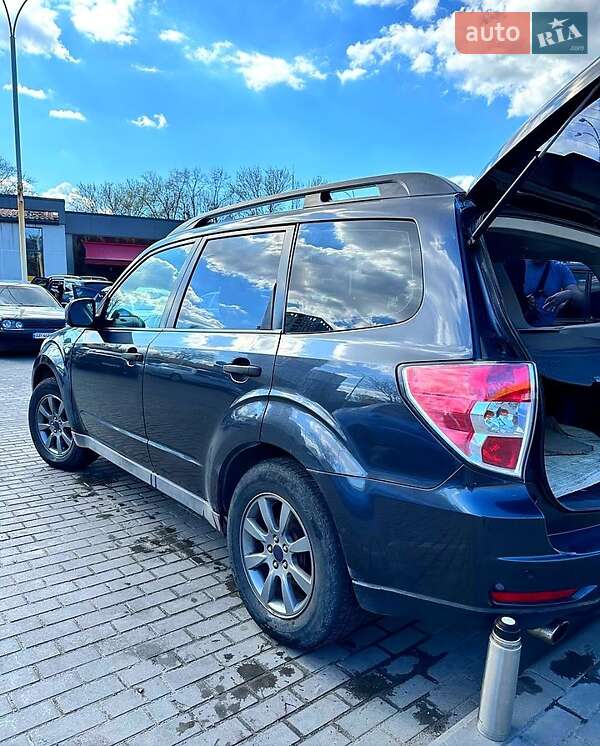 Позашляховик / Кросовер Subaru Forester 2008 в Дніпрі