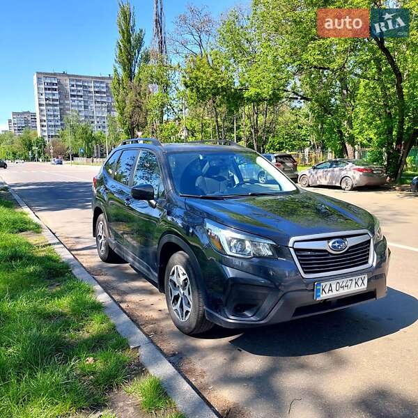 Внедорожник / Кроссовер Subaru Forester 2019 в Киеве