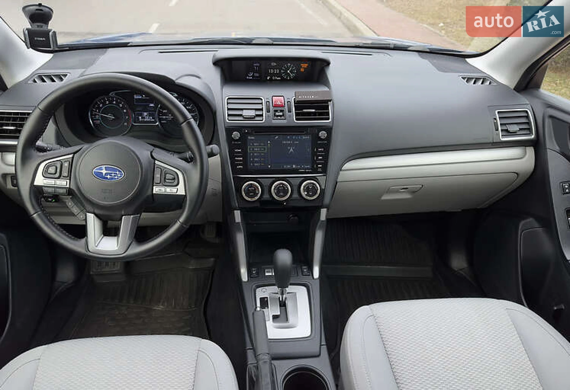 2017 Subaru Forester - мініатюра 8