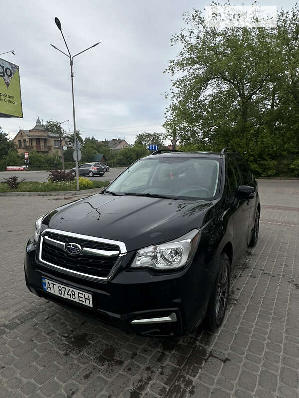 Позашляховик / Кросовер Subaru Forester 2017 в Івано-Франківську