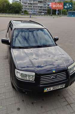 Внедорожник / Кроссовер Subaru Forester 2005 в 