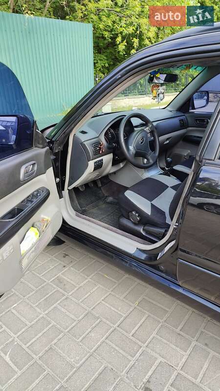 Внедорожник / Кроссовер Subaru Forester 2005 в Киеве