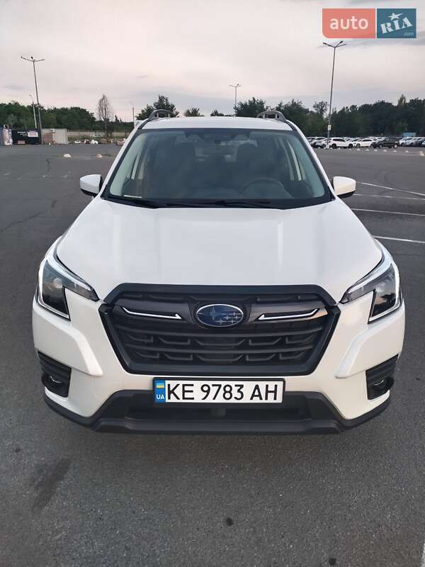 Внедорожник / Кроссовер Subaru Forester 2022 в Днепре