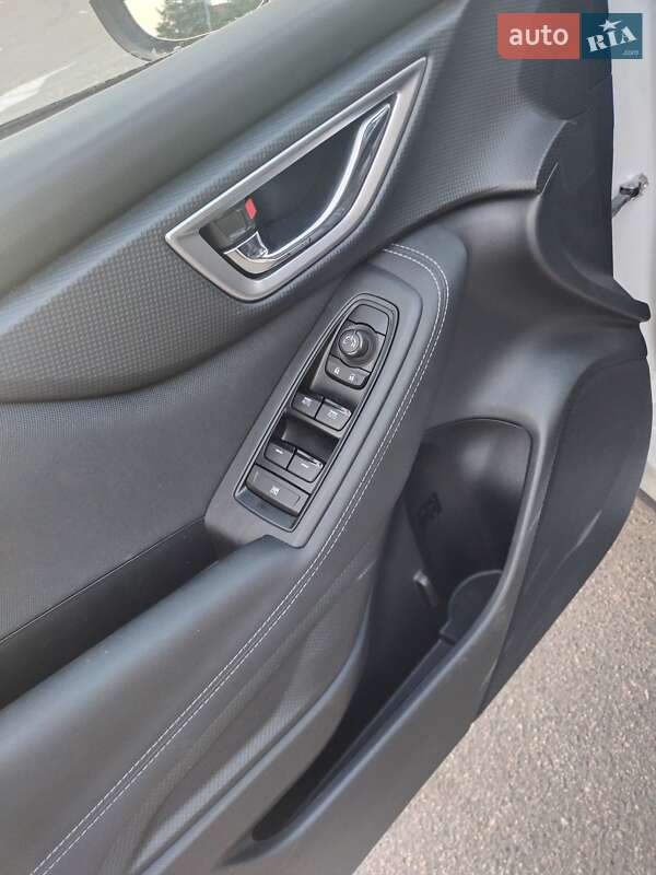 Внедорожник / Кроссовер Subaru Forester 2022 в Днепре