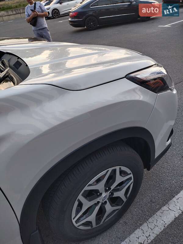 Внедорожник / Кроссовер Subaru Forester 2022 в Днепре