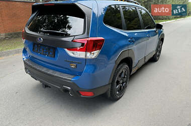 Внедорожник / Кроссовер Subaru Forester 2022 в 