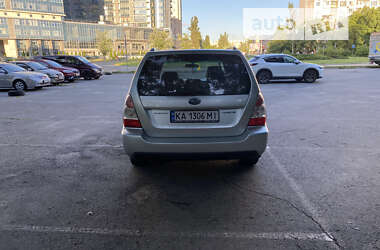 Позашляховик / Кросовер Subaru Forester 2006 в Києві