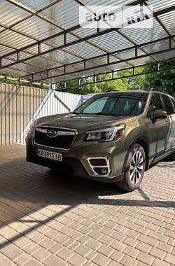 Позашляховик / Кросовер Subaru Forester 2019 в Дніпрі