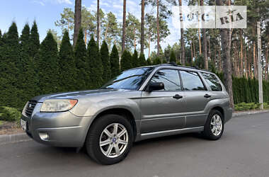 Позашляховик / Кросовер Subaru Forester 2006 в Києві