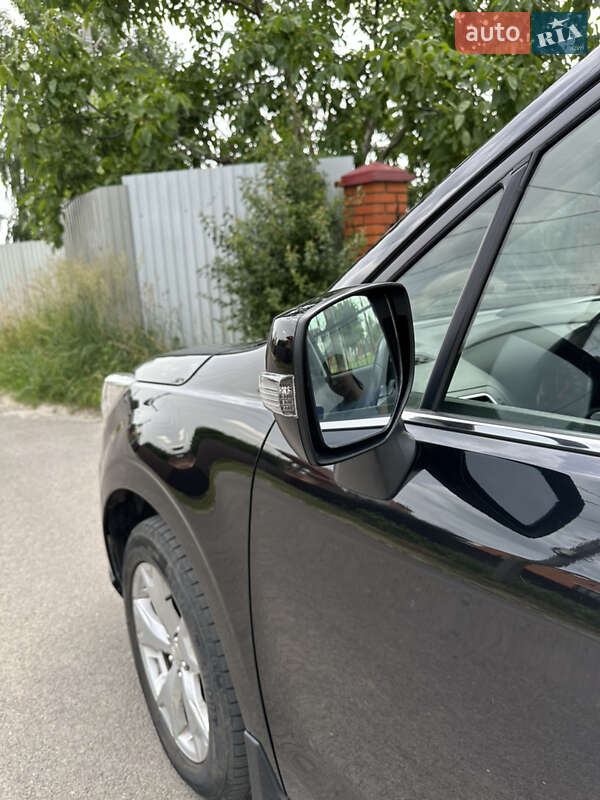 Внедорожник / Кроссовер Subaru Forester 2014 в Львове
