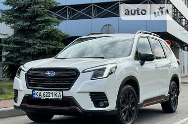 Внедорожник / Кроссовер Subaru Forester 2023 в Киеве