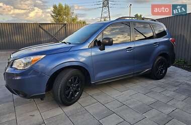 Внедорожник / Кроссовер Subaru Forester 2014 в 