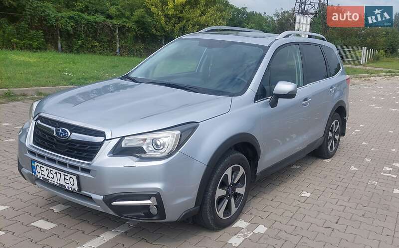 Внедорожник / Кроссовер Subaru Forester 2017 в Черновцах