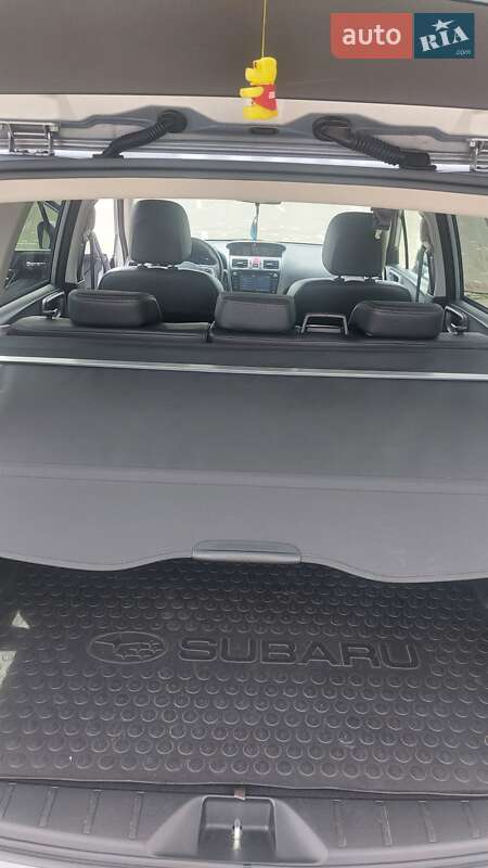 Внедорожник / Кроссовер Subaru Forester 2017 в Черновцах