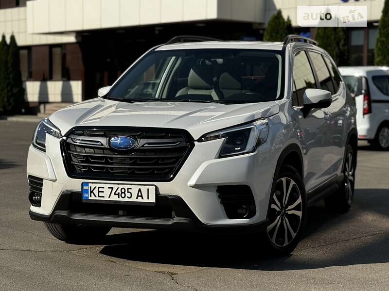 Внедорожник / Кроссовер Subaru Forester 2022 в Днепре