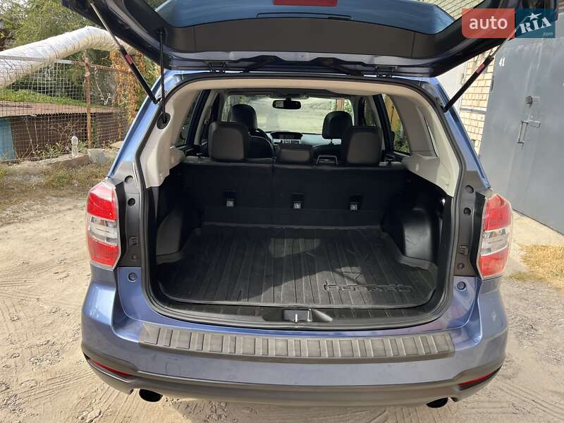 Внедорожник / Кроссовер Subaru Forester 2016 в Днепре