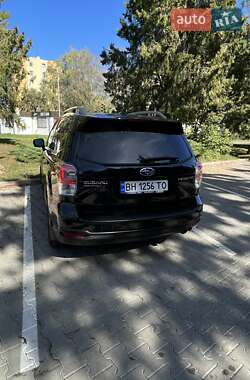 Внедорожник / Кроссовер Subaru Forester 2018 в 