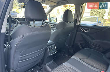 Внедорожник / Кроссовер Subaru Forester 2019 в 