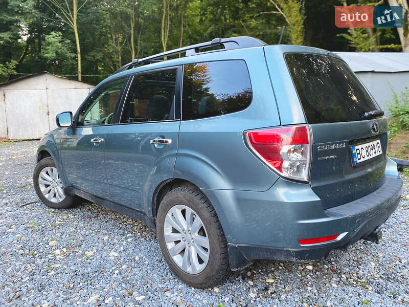 Внедорожник / Кроссовер Subaru Forester 2012 в Львове