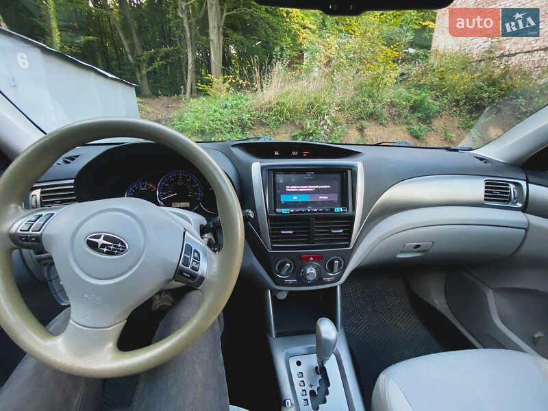 Внедорожник / Кроссовер Subaru Forester 2012 в Львове
