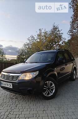 Позашляховик / Кросовер Subaru Forester 2009 в Чорткові