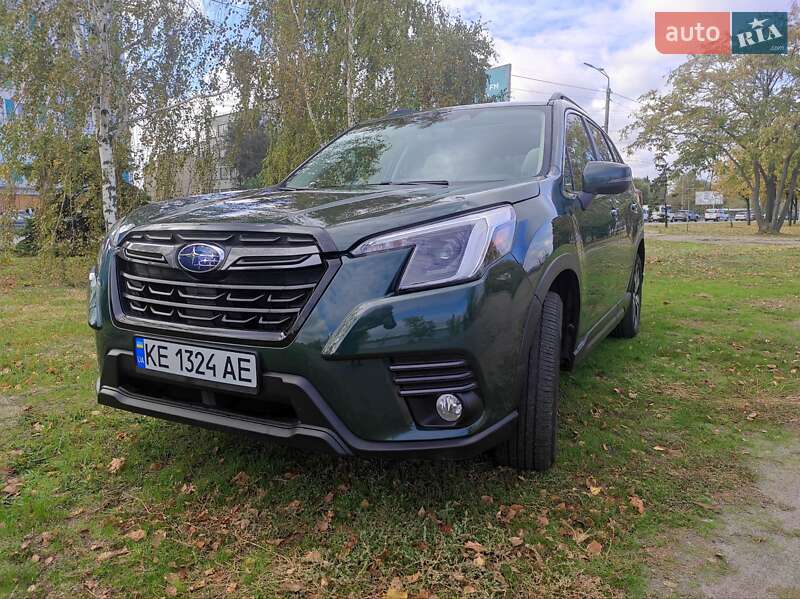 Позашляховик / Кросовер Subaru Forester 2021 в Дніпрі