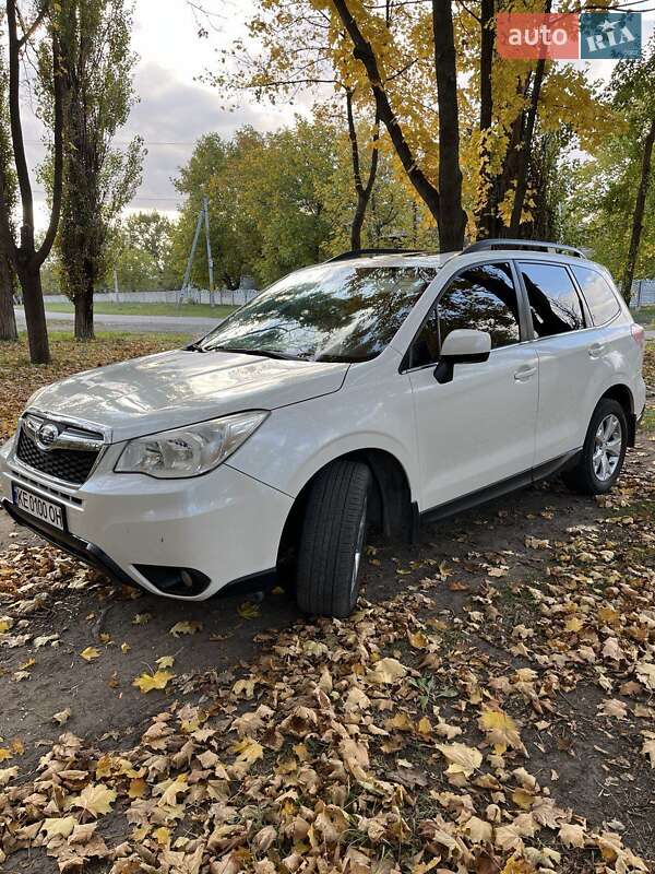 Внедорожник / Кроссовер Subaru Forester 2014 в Новомосковске