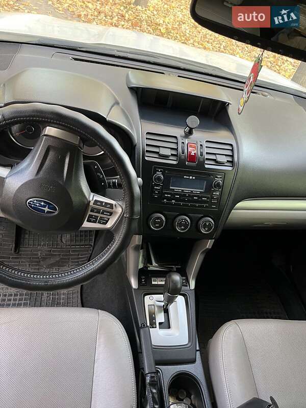 Внедорожник / Кроссовер Subaru Forester 2014 в Новомосковске