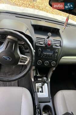 Позашляховик / Кросовер Subaru Forester 2014 в 