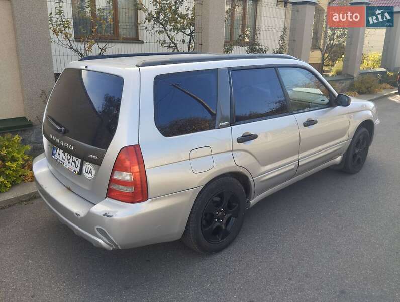 Внедорожник / Кроссовер Subaru Forester 2004 в Киеве