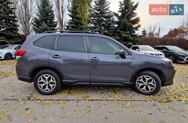 Внедорожник / Кроссовер Subaru Forester 2020 в Днепре