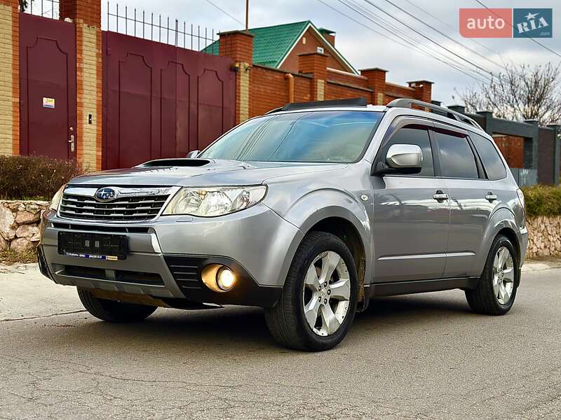 Внедорожник / Кроссовер Subaru Forester 2009 в Днепре