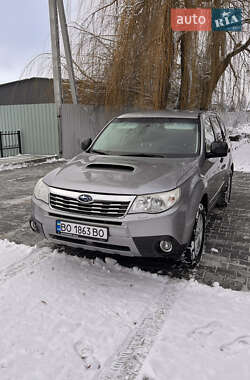 Позашляховик / Кросовер Subaru Forester 2010 в Тернополі