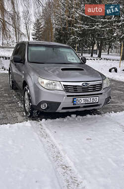 Внедорожник / Кроссовер Subaru Forester 2010 в Тернополе