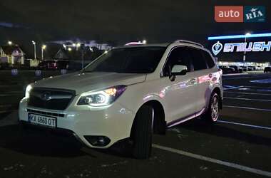 Позашляховик / Кросовер Subaru Forester 2015 в Києві