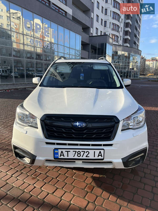 Внедорожник / Кроссовер Subaru Forester 2017 в Ивано-Франковске