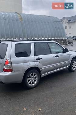 Позашляховик / Кросовер Subaru Forester 2005 в Києві