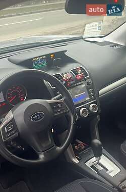 Внедорожник / Кроссовер Subaru Forester 2015 в 