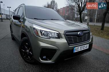 Позашляховик / Кросовер Subaru Forester 2018 в Дніпрі